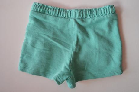 Kraťásky s řasením, marks & spencer,104