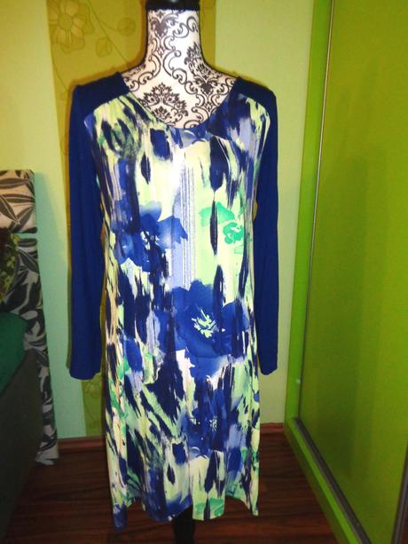 Nádherné modré květované šaty - elastické, 42