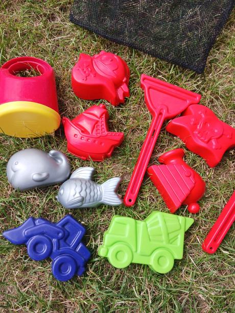 Hračky do písku.,