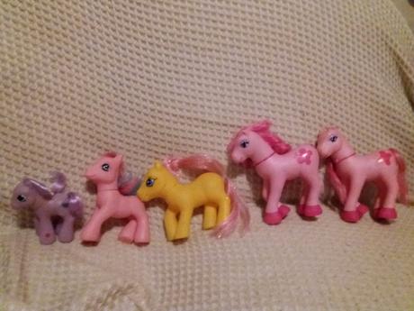 Gumový koníci,