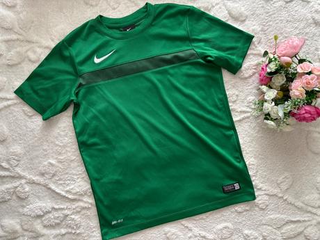 Triko funkční zelené - v.134/140 zn. nike, nike,134