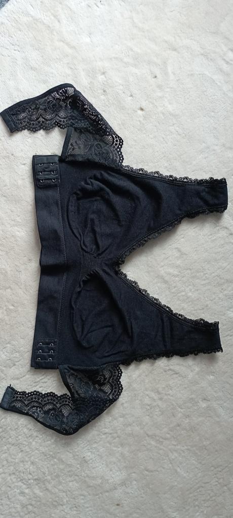 Podprsenka s krajkou vel."75b i 75c", 75b