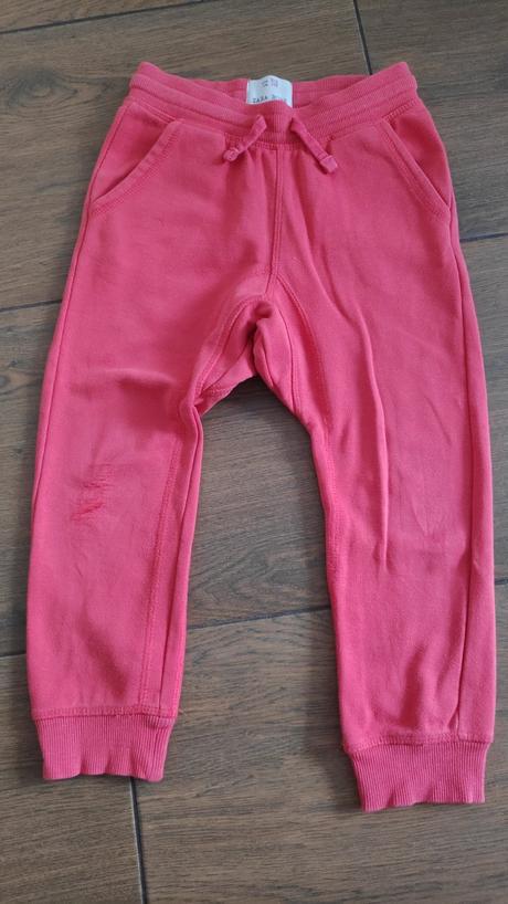 Tepláky vel.116, zara,116