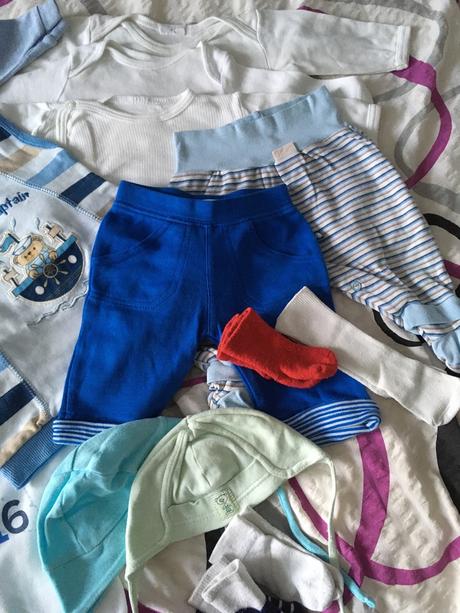 Set oblečení vel. 50, cca na 3.5kg 19ks, 50–62