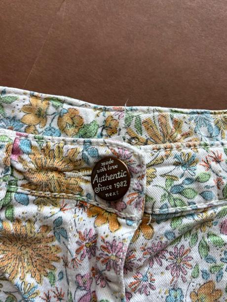 Krásný šortky zn. next - v.10 let, next,140