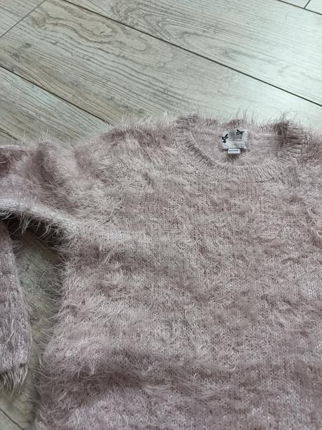 Dívčí svetr 122/128, 122