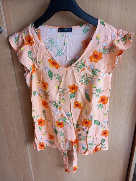 Halenka vel. 34 zn. f/f použitá 2x, š. 2 x 40 cm,, f&f,34