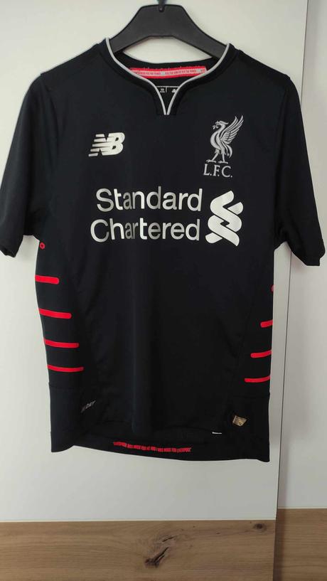 Dresové triko pro kluka č.6 lovren, new balance,122