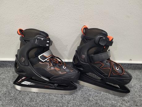 Rostoucí lední brusle 32-35, 32