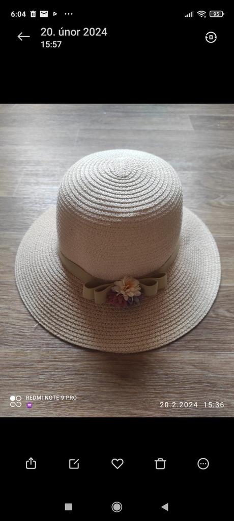 Slaměný klobouk, 58