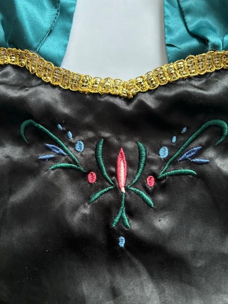 An20/ kostým anna frozen - v.128/130,