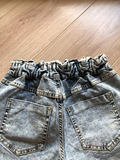 Kraťasy, velikost 146, sinsay,146