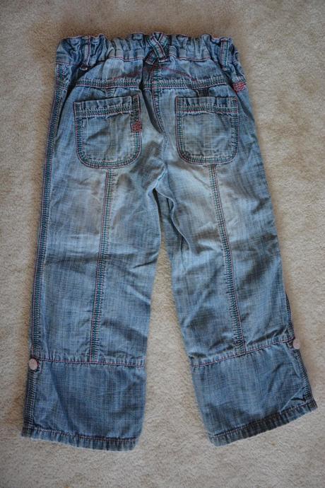 Džíny a tričko s autobusem, next,104