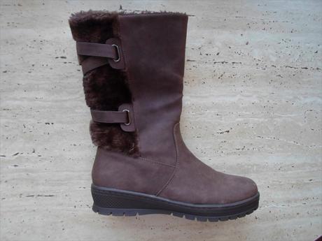 Hnědé teplé boty kozačky s kožíškem, 39 / 40