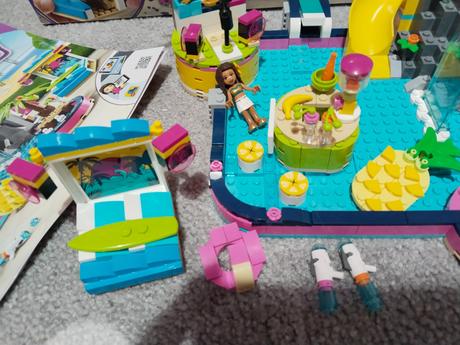 Lego 41374 friends - andrea a party u bazénu,