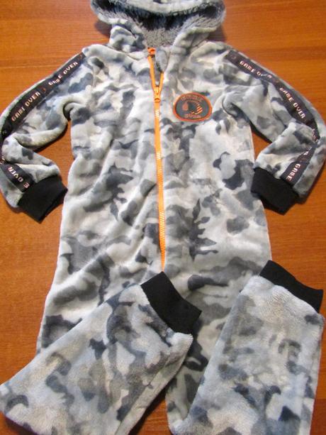 Heboučký overal vel 110-116, primark,116