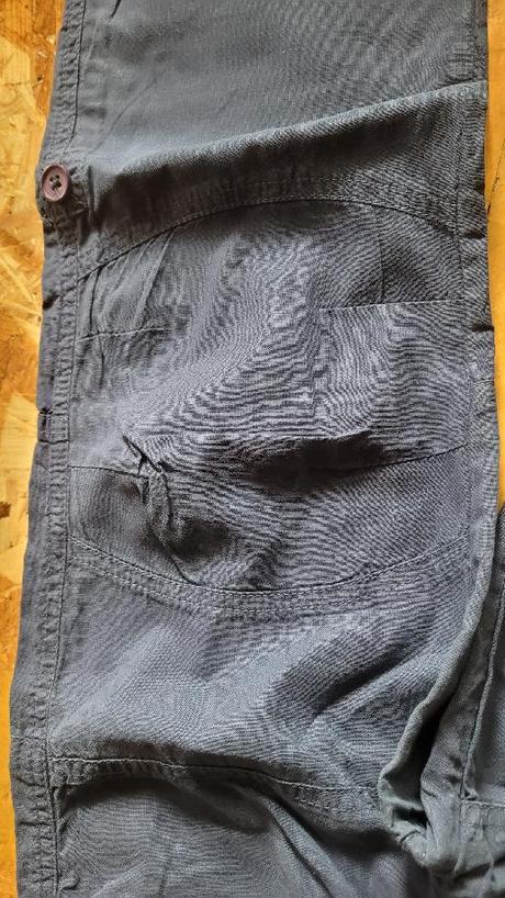 2 x tepláky, 2 x pláťáky a pantofle, 104–116