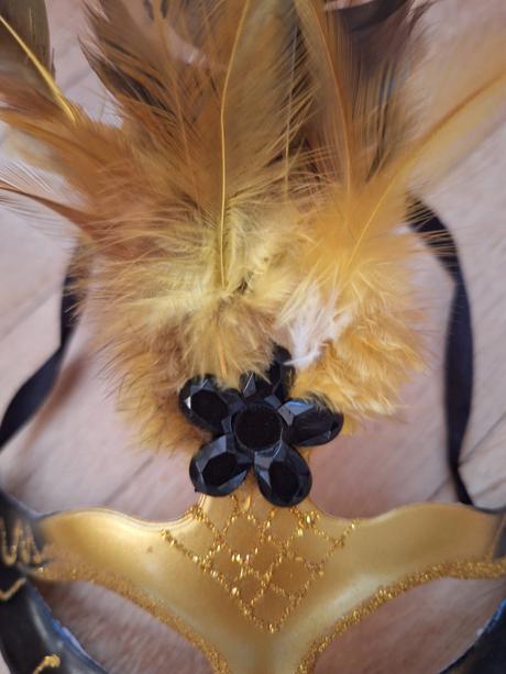 Maska škraboška maškarní maska,