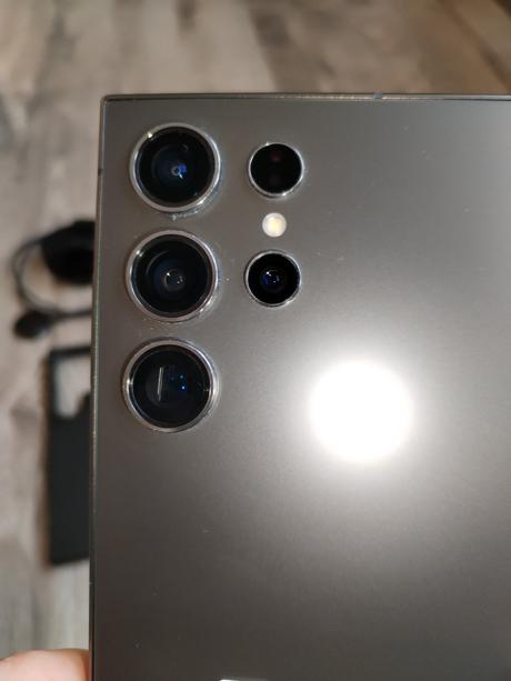 Mt samsung galaxy s24 ultra, hodinky, sluchátka, samsung