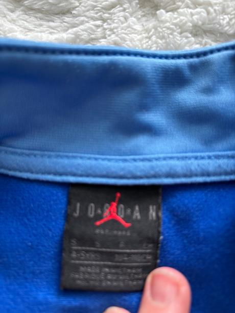 K5/ mikina sportovní - v.4/5 let, air jordan,110