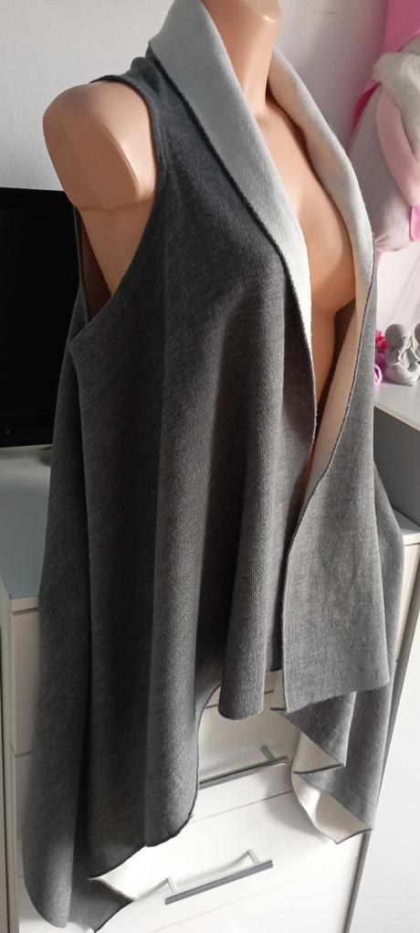 Vesta bez zapínání vel."univerzální", 