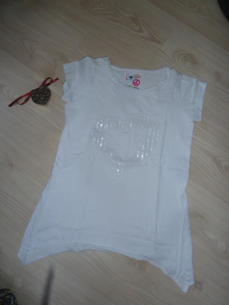 Triko se srdcem, alive,140