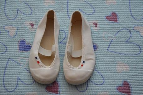 Cvičky jarmilky bílé plátěnky, 29