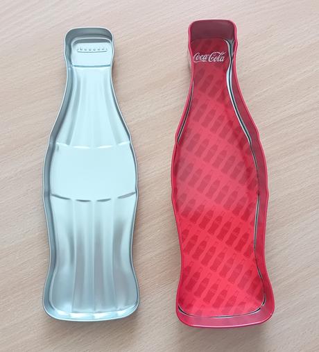 Plechová dóza coca cola,