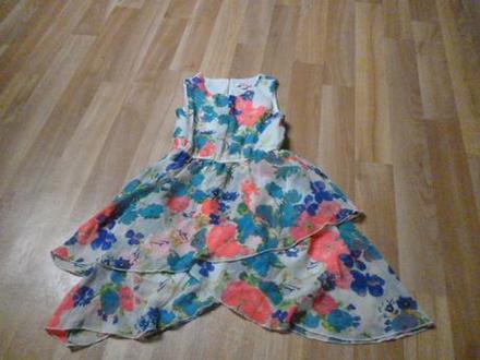 Kytkaté tylové šaty vel. 4, 104