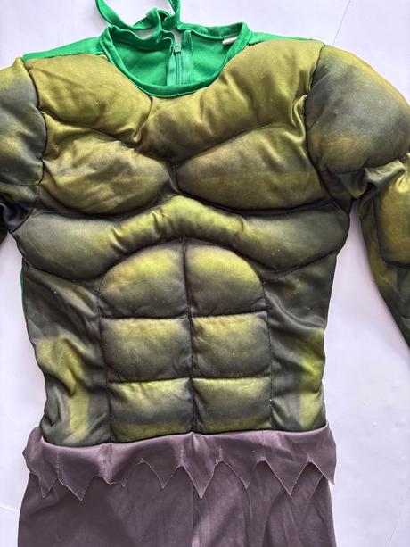 Ob/ kostým hulk - v.cca 5/6 let,