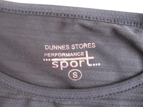 Funkční sportovní černé tričko dámské, s