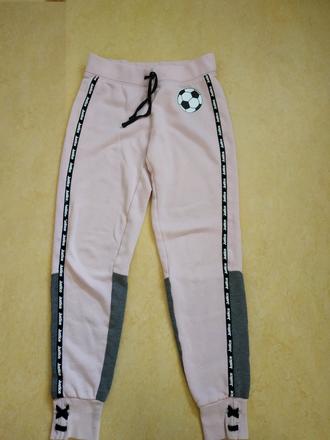 Tepláky vel.134, 134