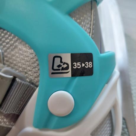 Rostoucí dívčí lední brusle vel. 35-38, 35