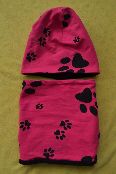 Oboustranná podzimní čepice a nákrčníkem, 92