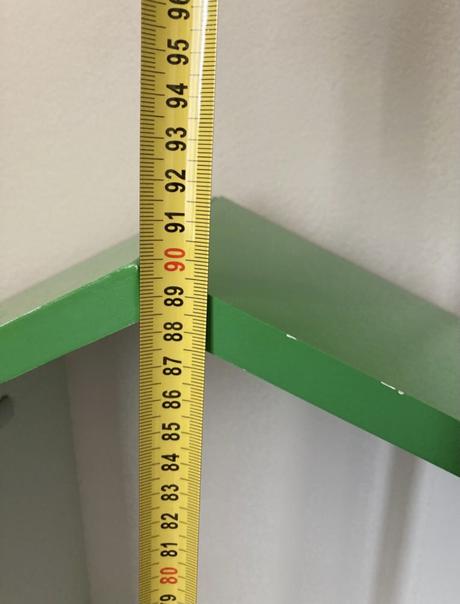 Drevená polička - domček, 