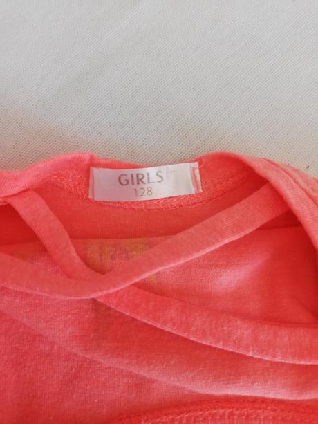 Sada tilka a šortek vel.128 s měnícím se obrázkem., 128