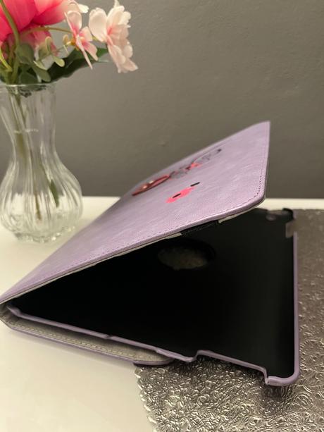 Obal a stojan na ipad, 