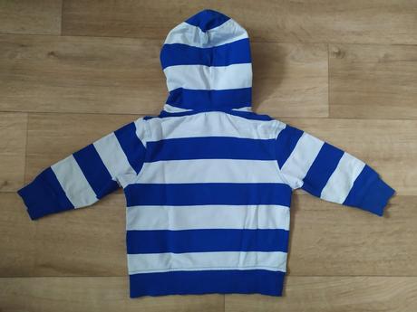 Pirátská mikina, 98