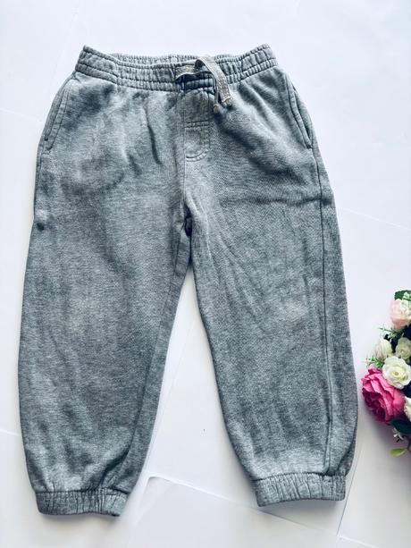 K1/ tepláky šedé - v.2/3 roky, tu,98