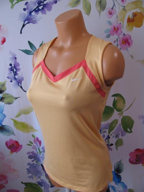 Sportovní meruňkové pružné tričko nike, nike,m