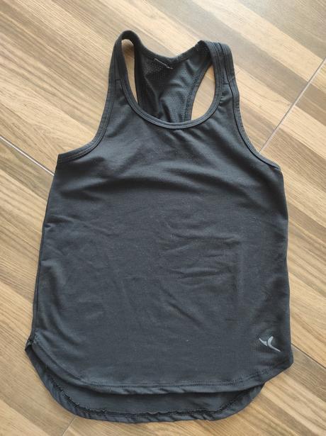 Sportovní tílko, decathlon,128