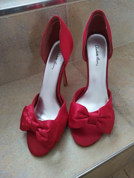 Červené strevicky, 40