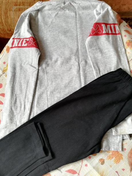 Souprava s minnie vel. 122., disney,122