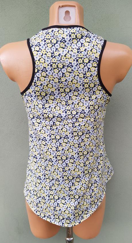 Lehký květovaný top river island - vel.34, river island,34