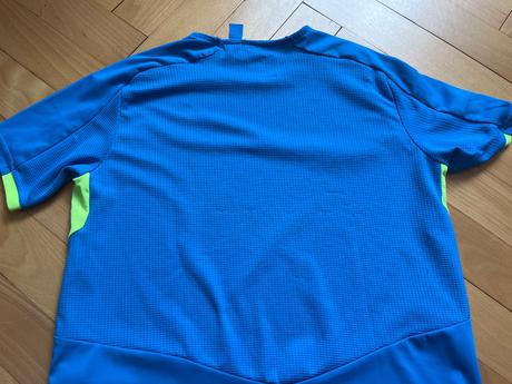 Sportovní trička, decathlon,158