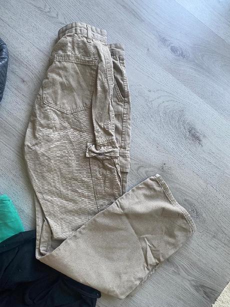Pěkný set oblečení kalhoty,bunda,body,trika 38/m, m