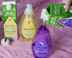 JOHNSON’S® mycí gel pro tělo a vlásky, náhradní náplň 1000 ml