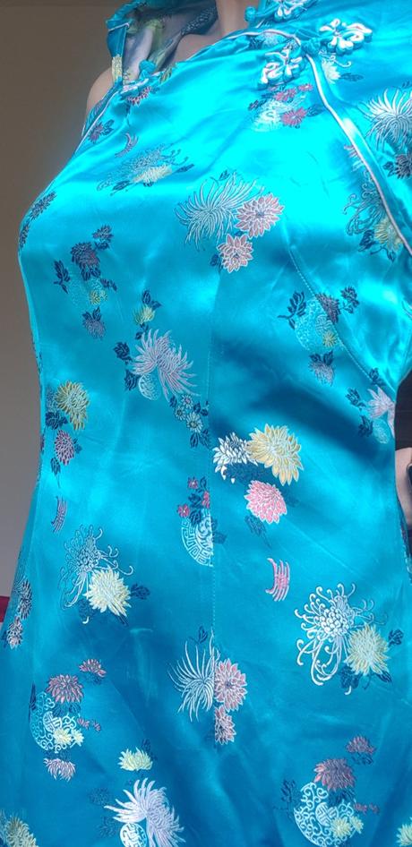 Luxusní šaty 'gejša', m