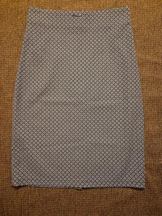 Úzká sukně artigli vel. xs, xs