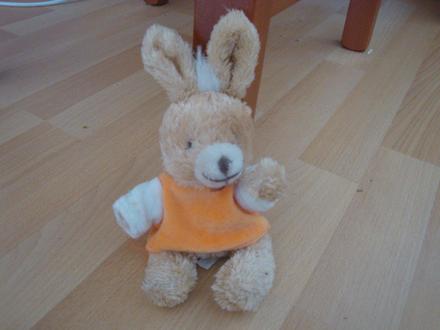 Plyšák - sedící králíček, 